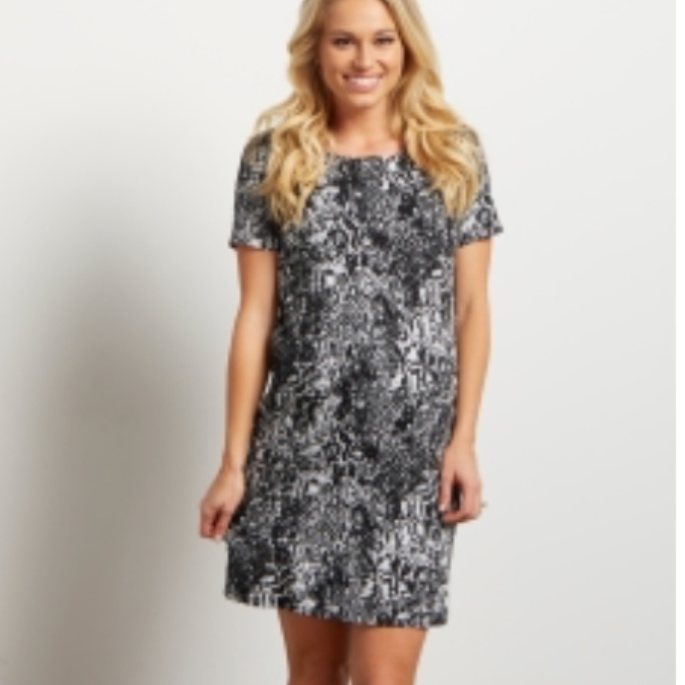 Pinkblush black and white patterned maternity dres